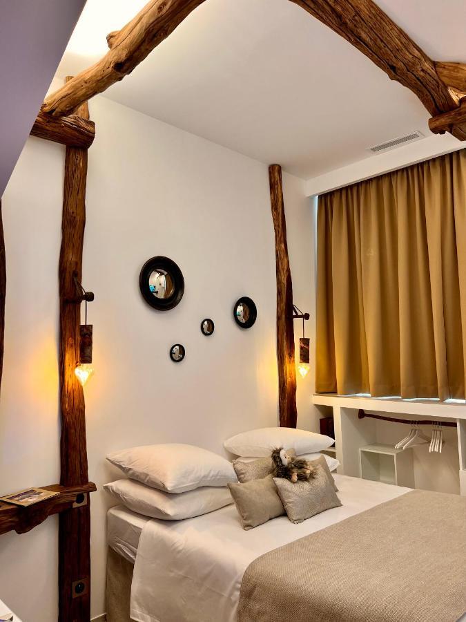 Tamarin & Capucin Suite Balneo 欧巴涅 外观 照片