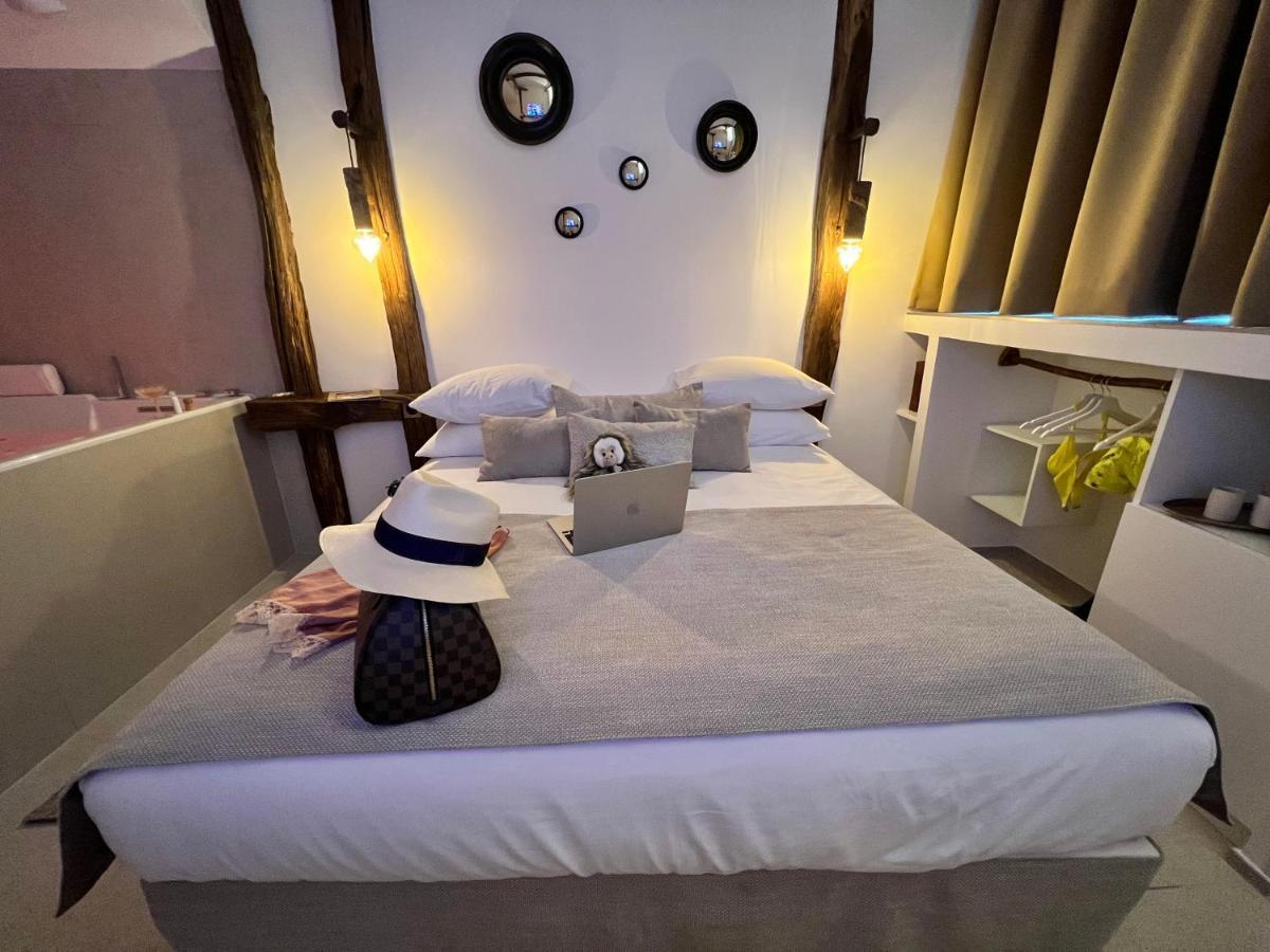 Tamarin & Capucin Suite Balneo 欧巴涅 外观 照片
