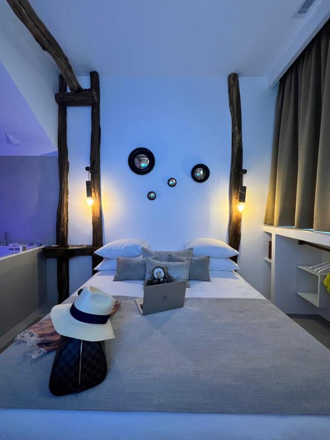 Tamarin & Capucin Suite Balneo 欧巴涅 外观 照片